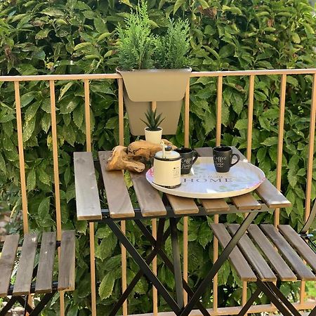 Appartamento Iris 128: il terrazzino sul giardino Torino Esterno foto